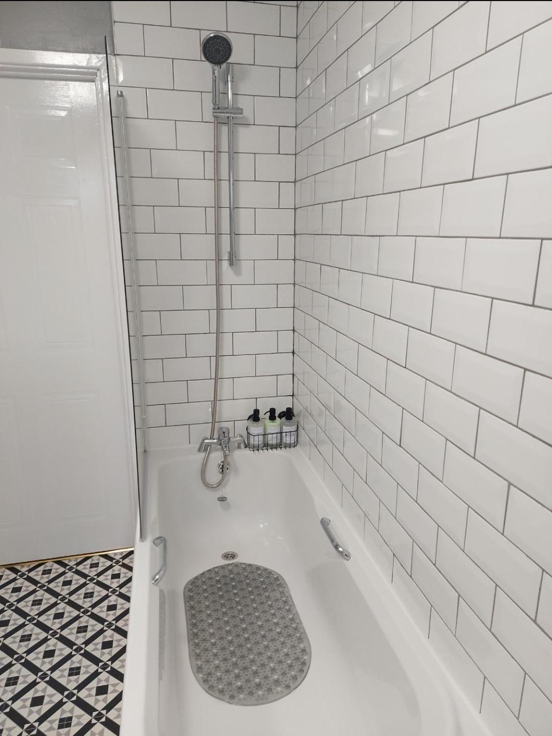 2 Bedroom Apartment Exhall Dış mekan fotoğraf